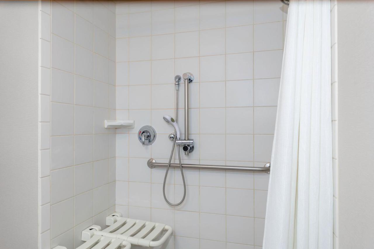 Fairfield Inn & Suites By Marriott Wichita Downtown Esterno foto