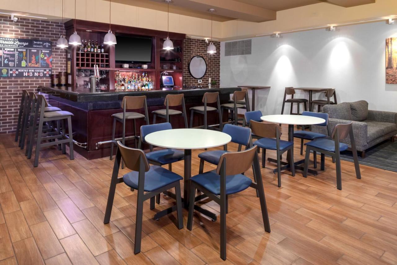 Fairfield Inn & Suites By Marriott Wichita Downtown Esterno foto