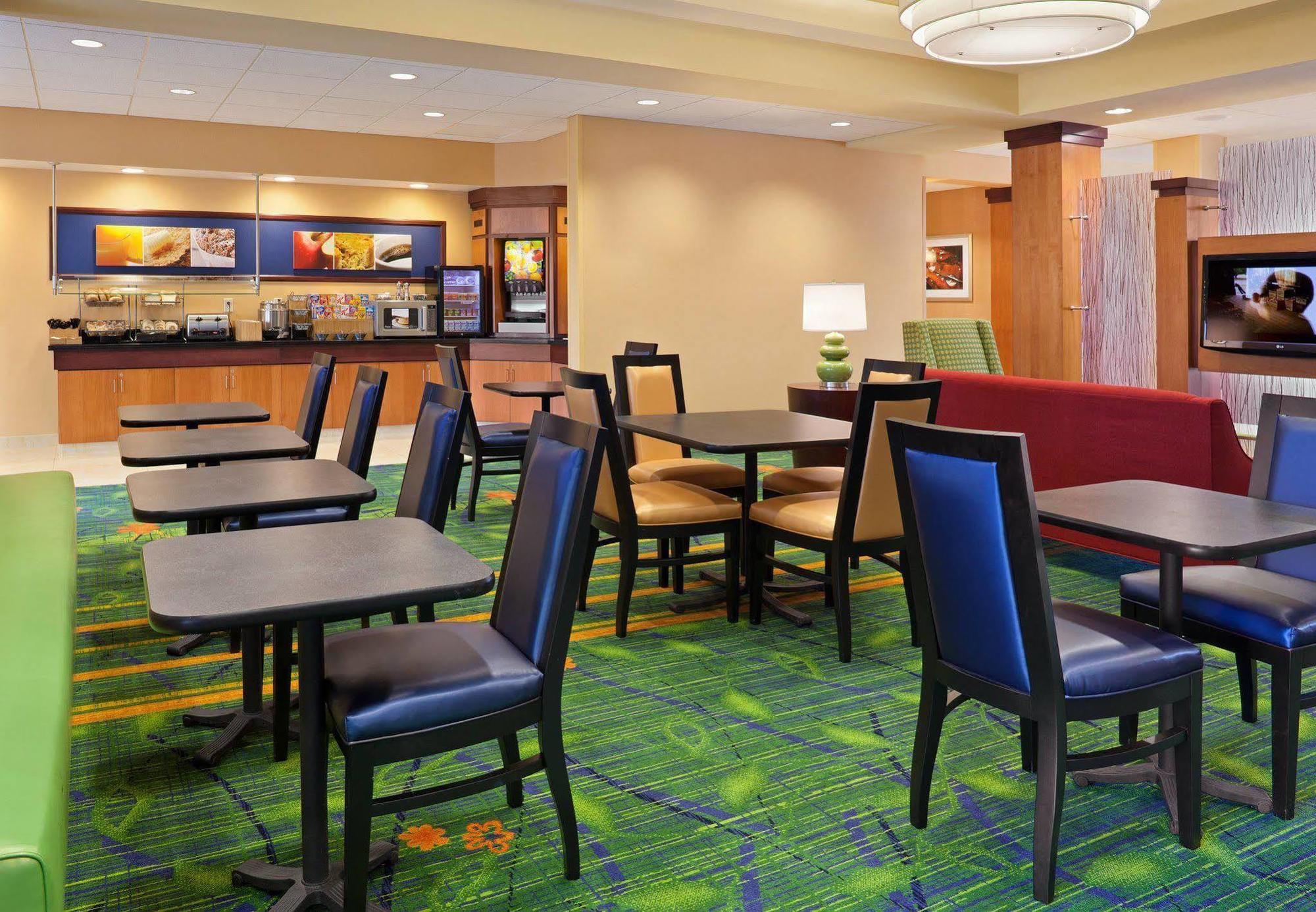 Fairfield Inn & Suites By Marriott Wichita Downtown Esterno foto