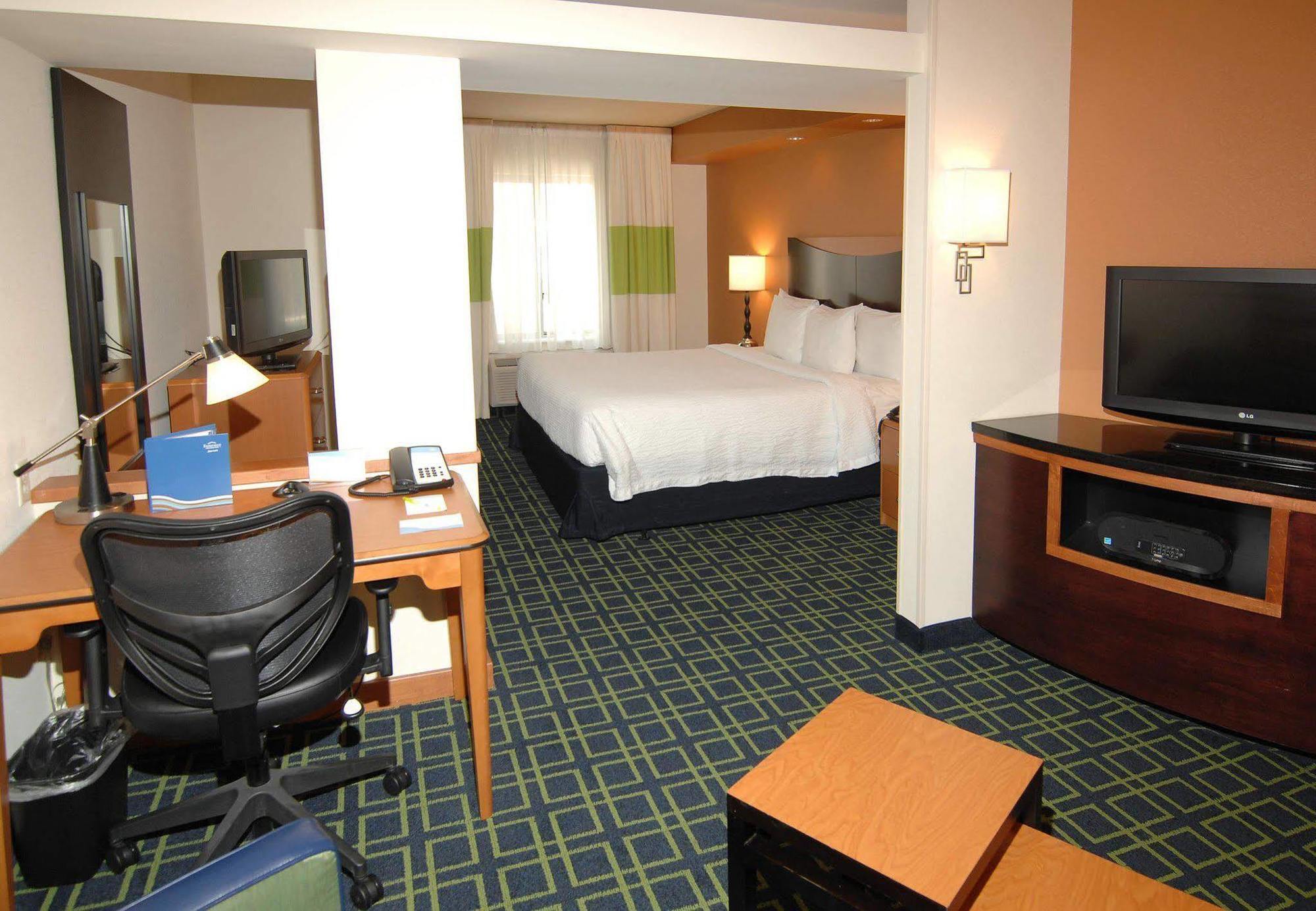 Fairfield Inn & Suites By Marriott Wichita Downtown Esterno foto