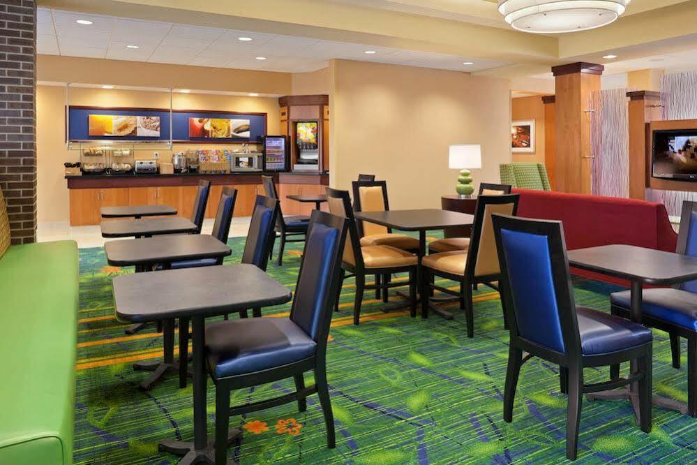 Fairfield Inn & Suites By Marriott Wichita Downtown Esterno foto